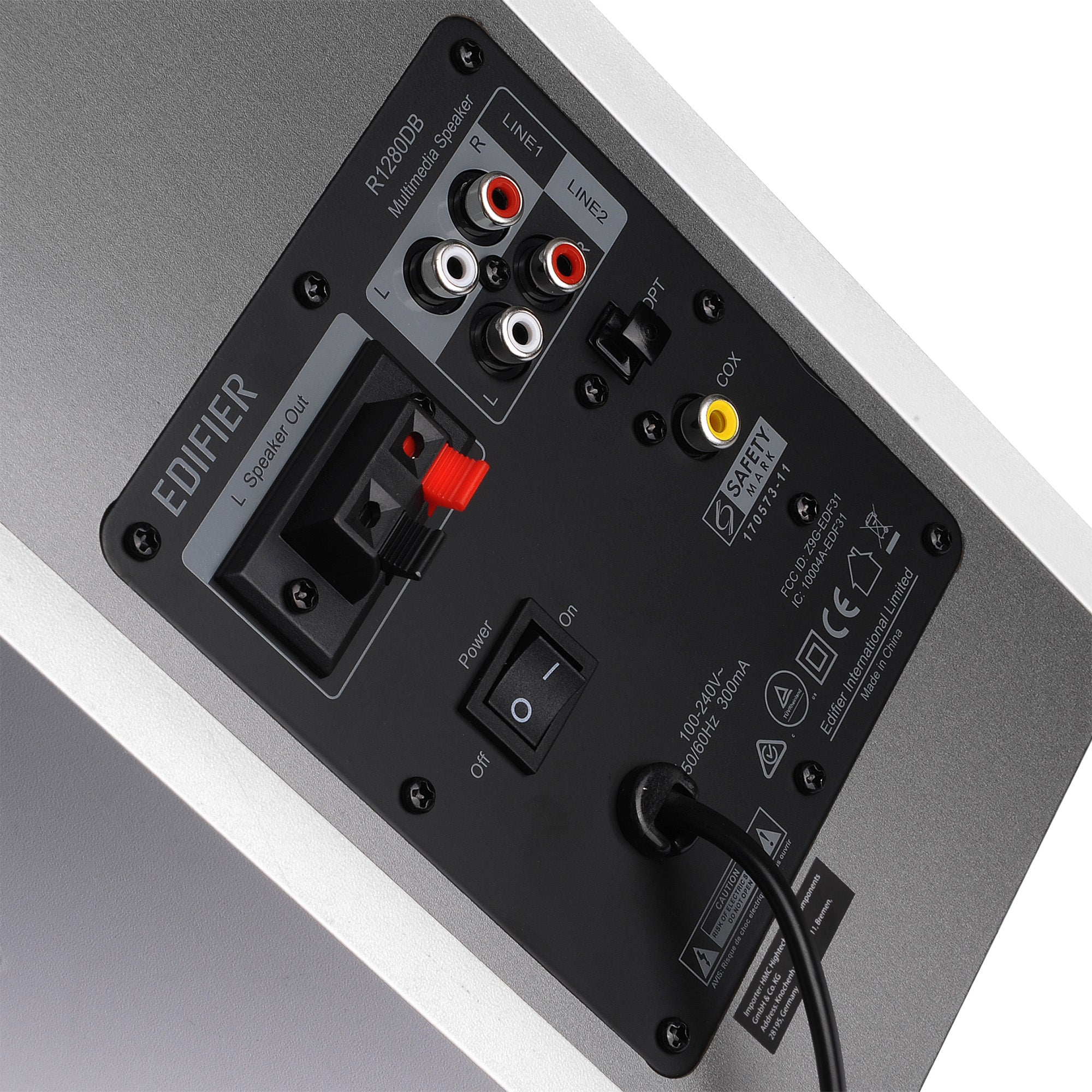 R1280DB Powered Bluetooth Bookshelf Speakers