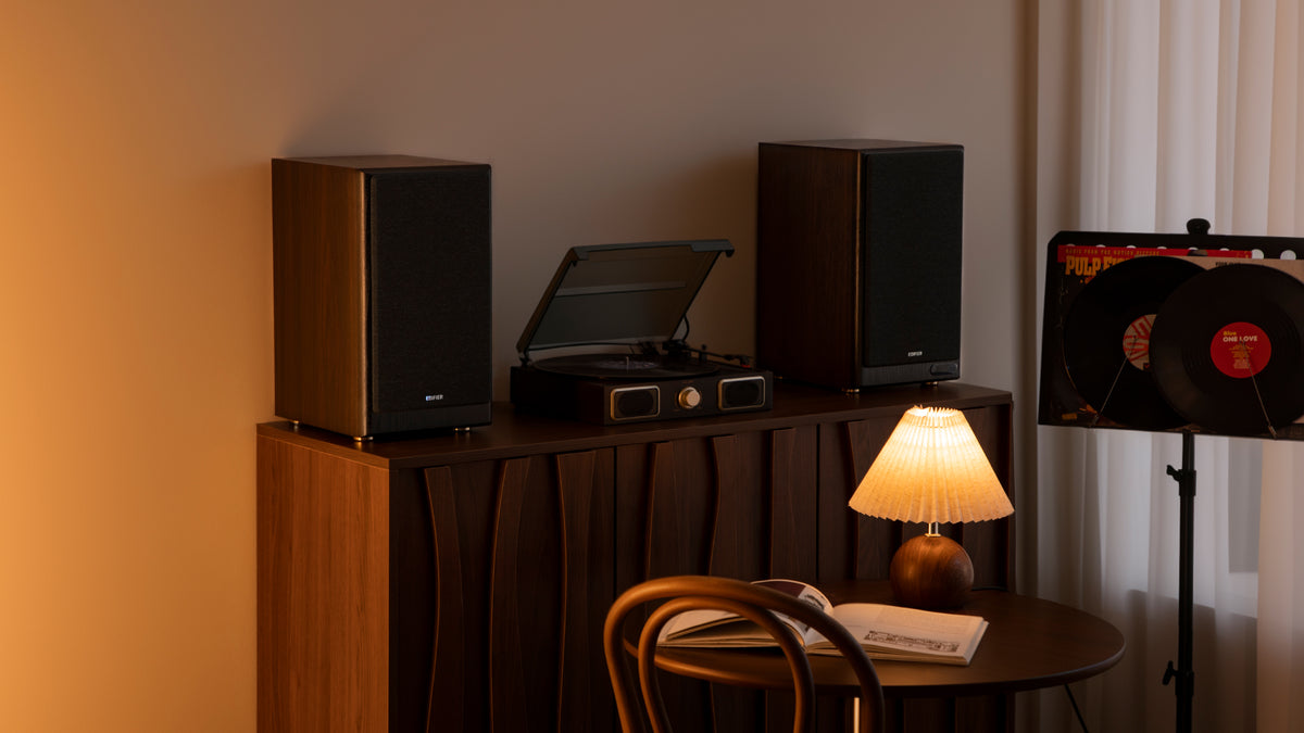 EDIFIER R2750DB speakers in a warm turntable listening setup