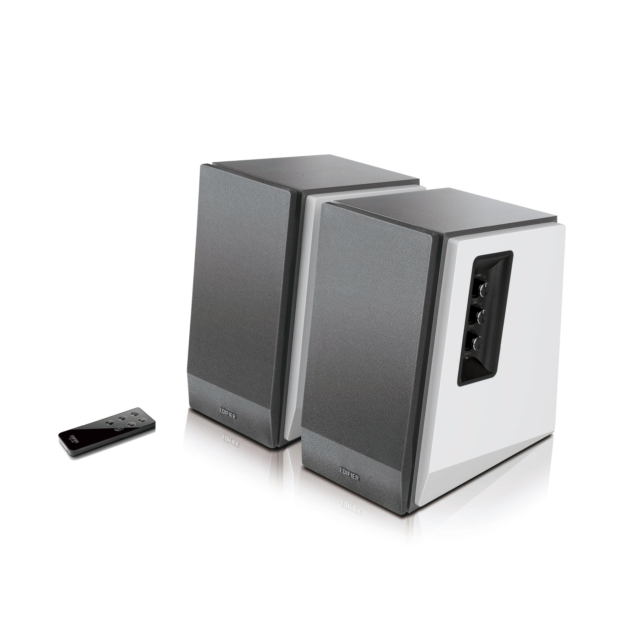 R1700BT Bluetooth 2.0 Bookshelf Speakers