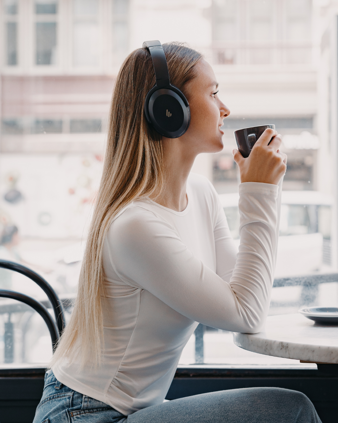 WH700NB Pro Wireless Noise Cancellation Over-Ear Headphones